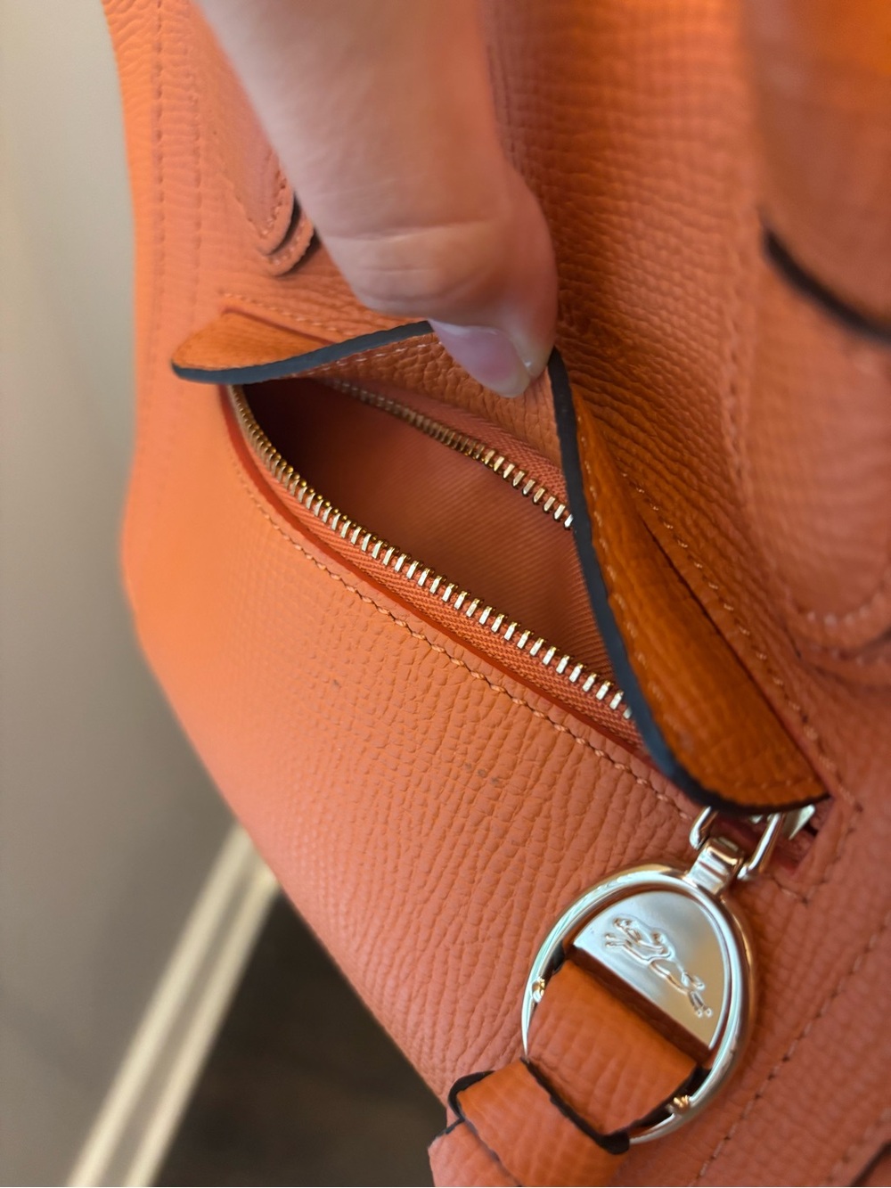 Longchamp Orange Leather Structured Tote Bag with Crossbody Strap - Picture 3 of 6